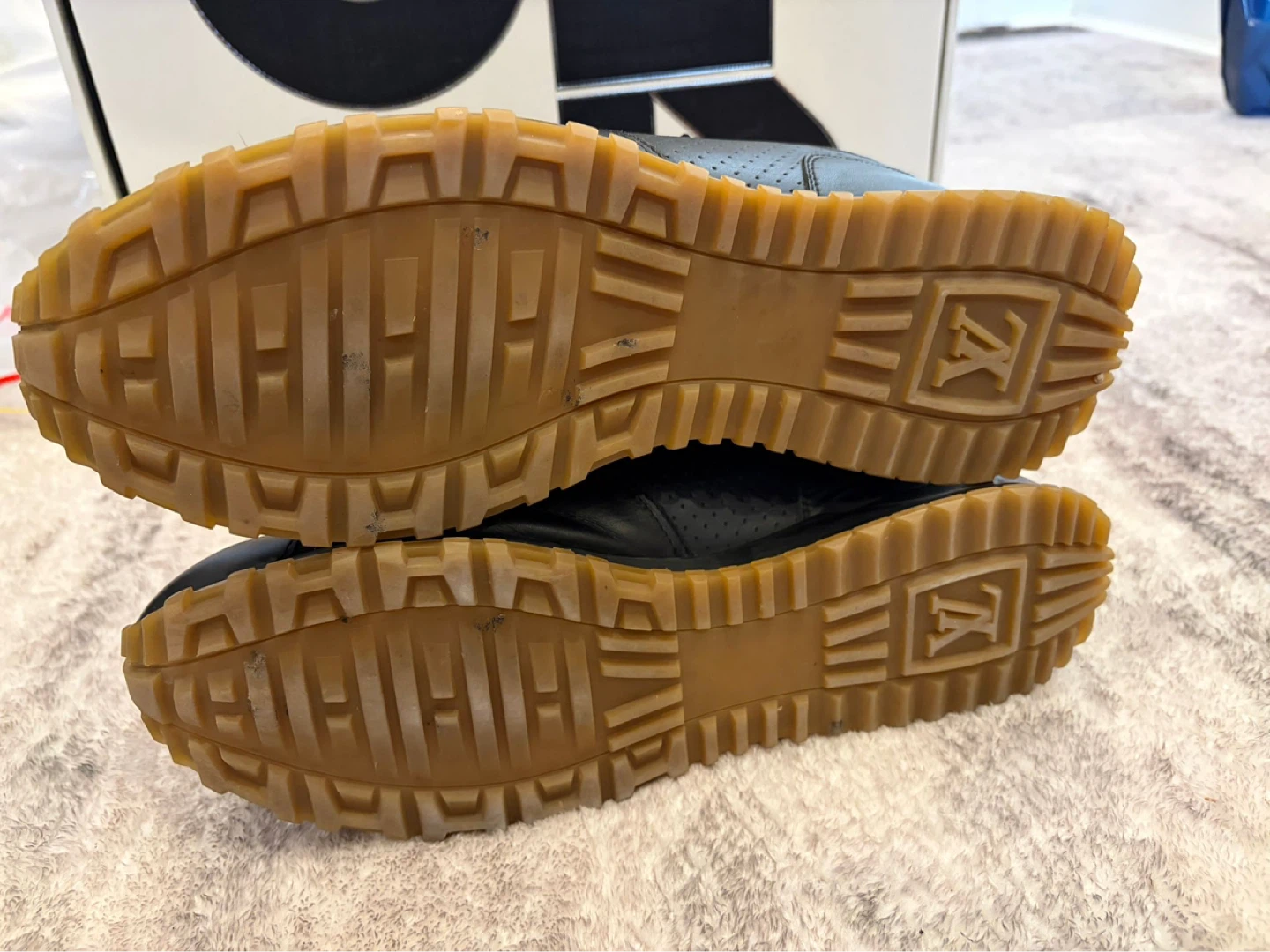 Louis Vuitton x Supreme Leather Sneakers - photo 2