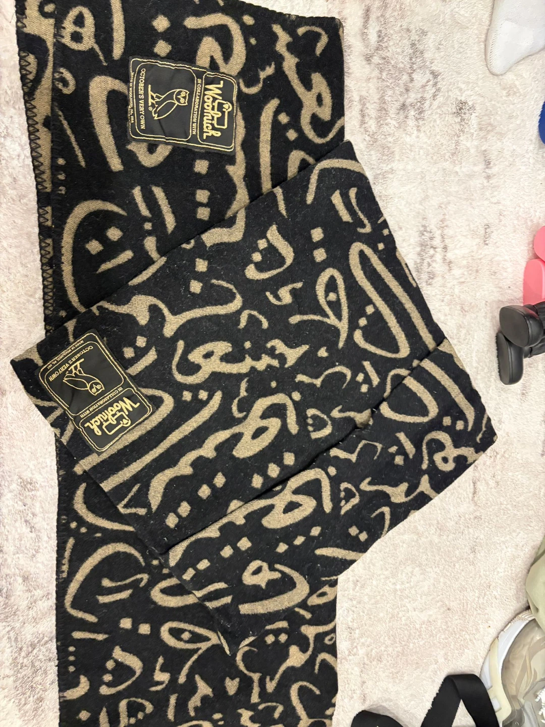 Woolrich OVO blanket and pillow - photo 2