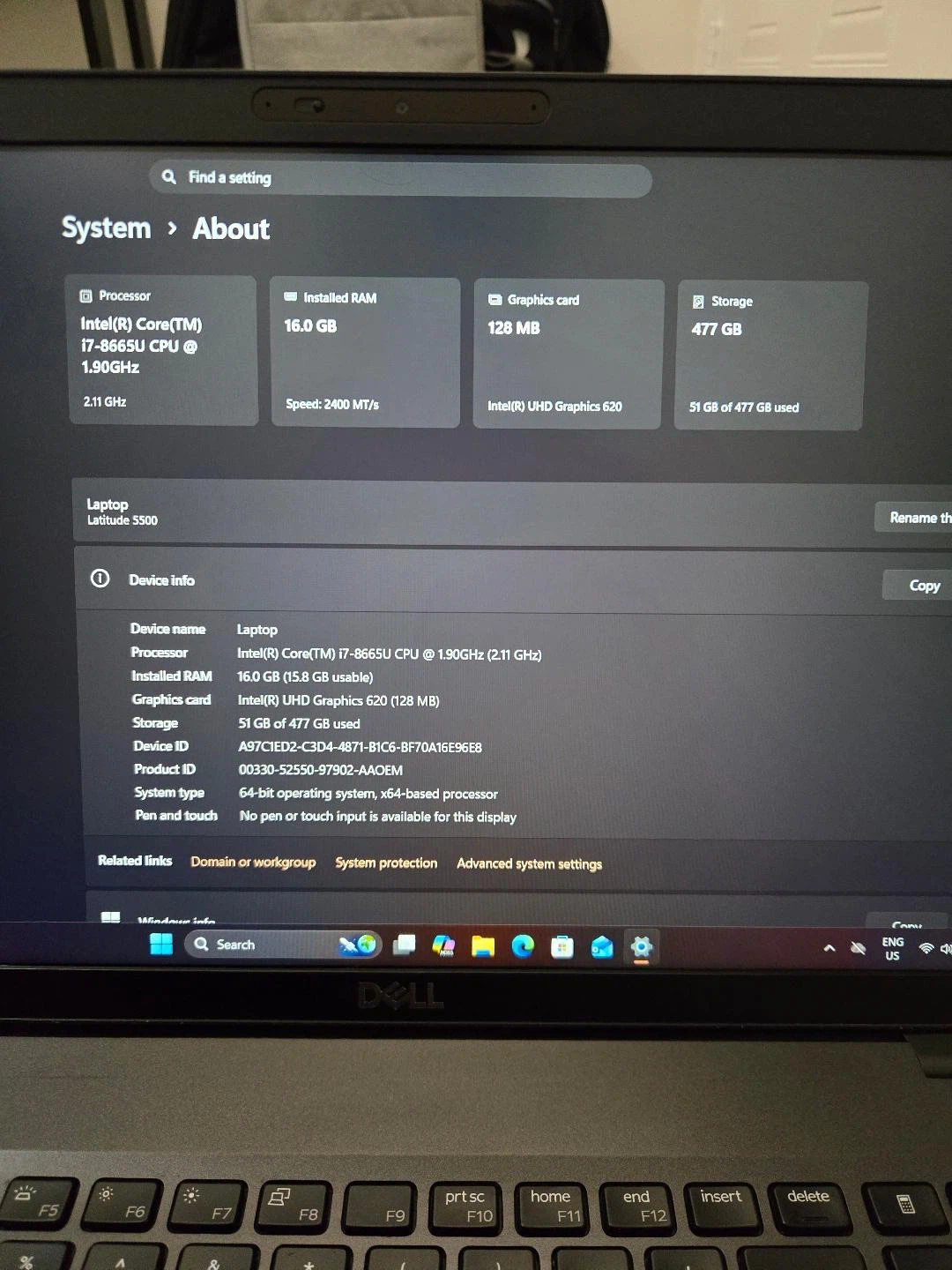 Dell Latitude 5500 Laptop - photo 2