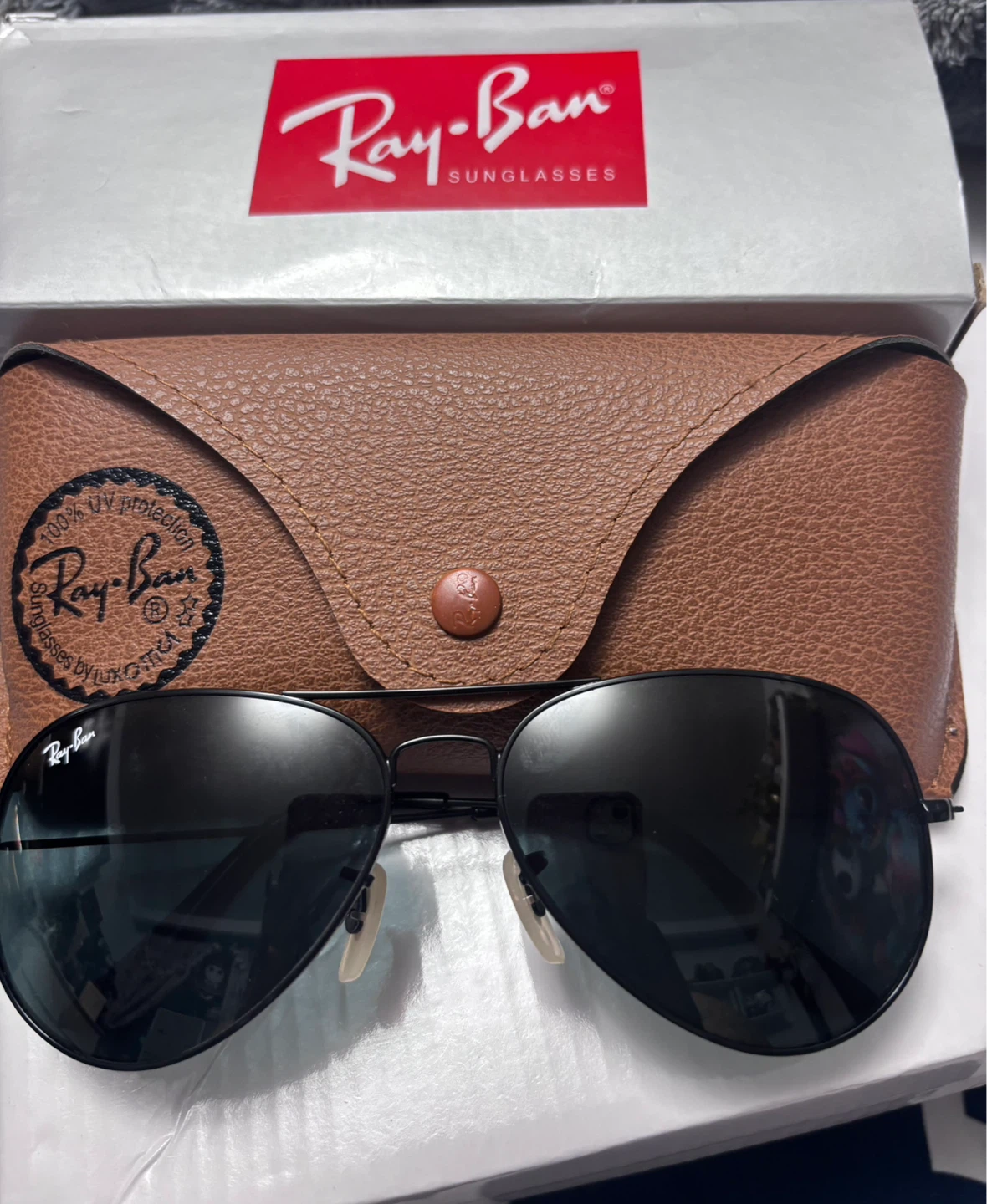 Ray-Ban Aviator Sunglasses - Black
