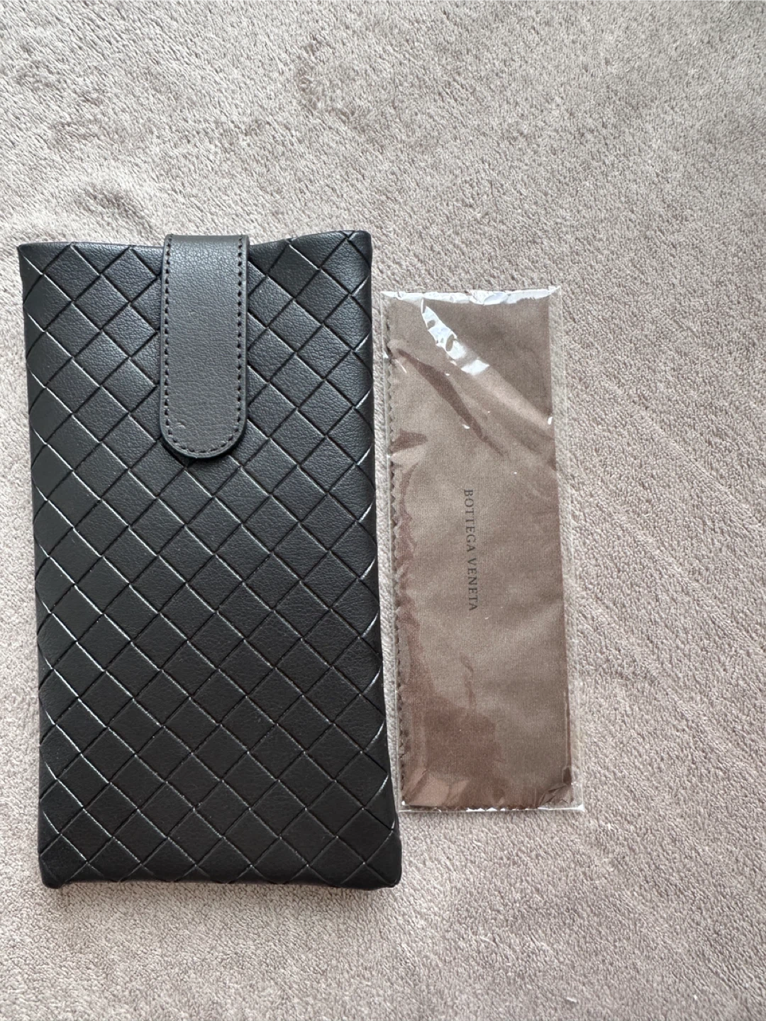 Bottega Veneta Dark Brown/Black Glasses Case