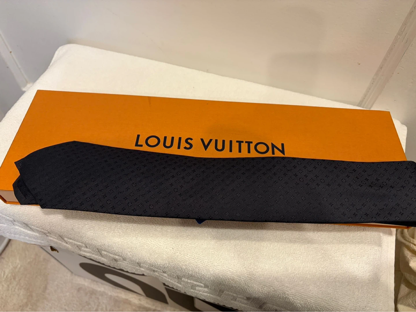 Louis Vuitton Monogram Tie - Black - photo 4
