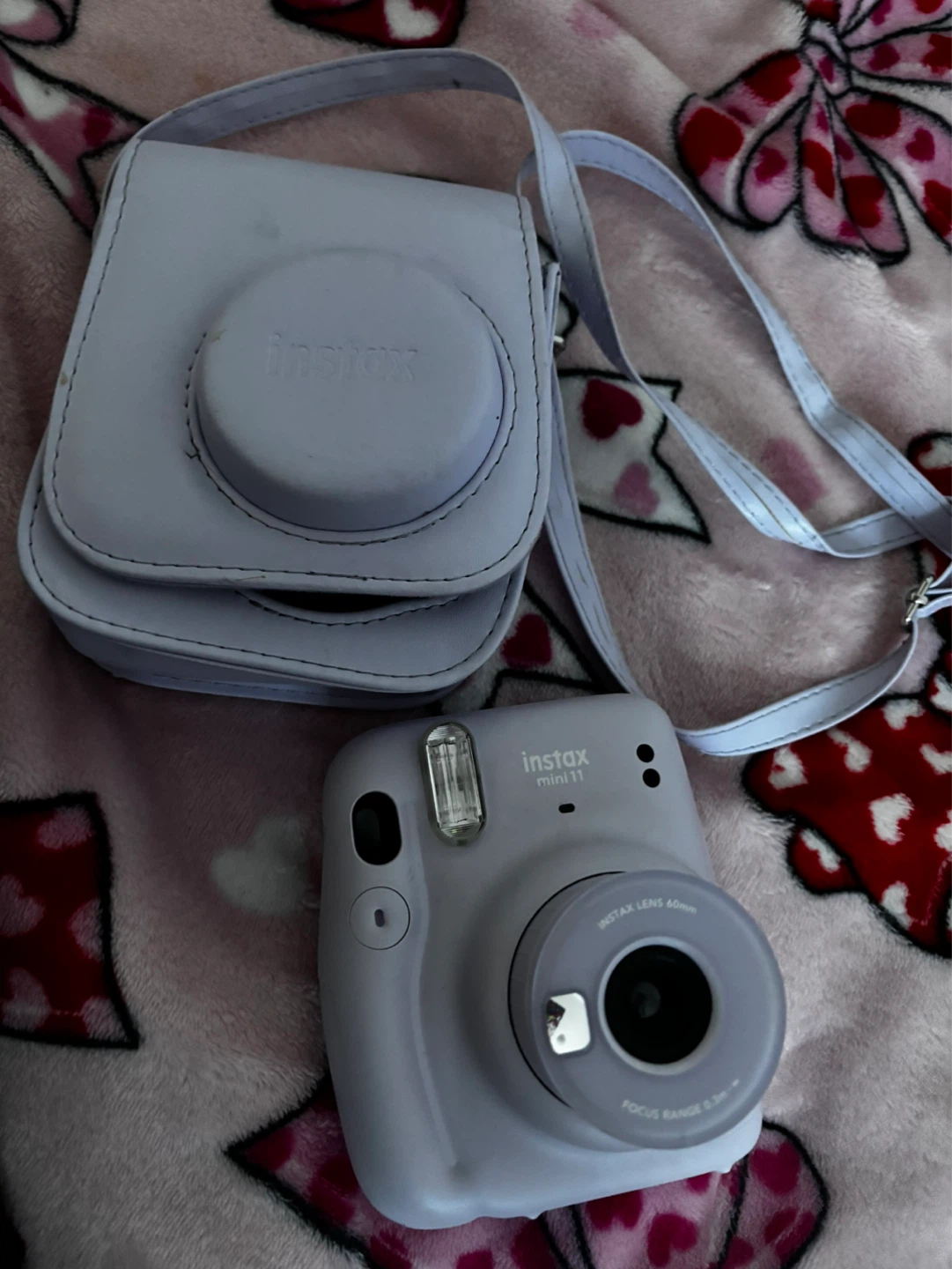 Fujifilm Instax Mini 11 Instant Camera with Case - Lilac