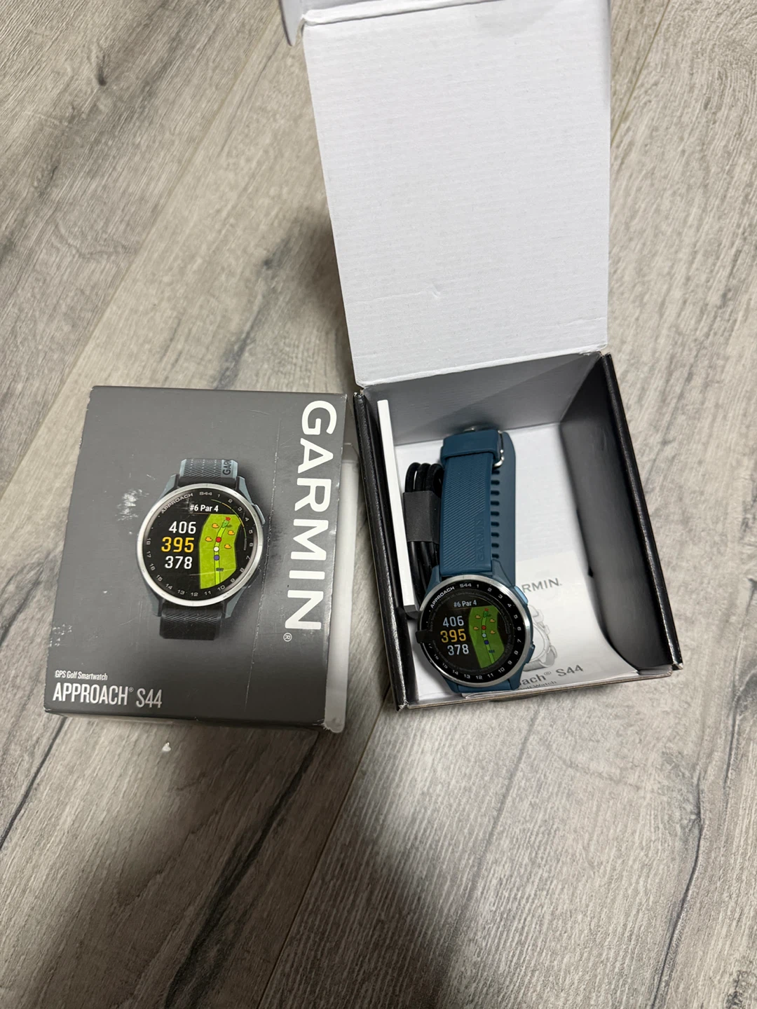 Garmin Approach S44 GPS Golf Smartwatch