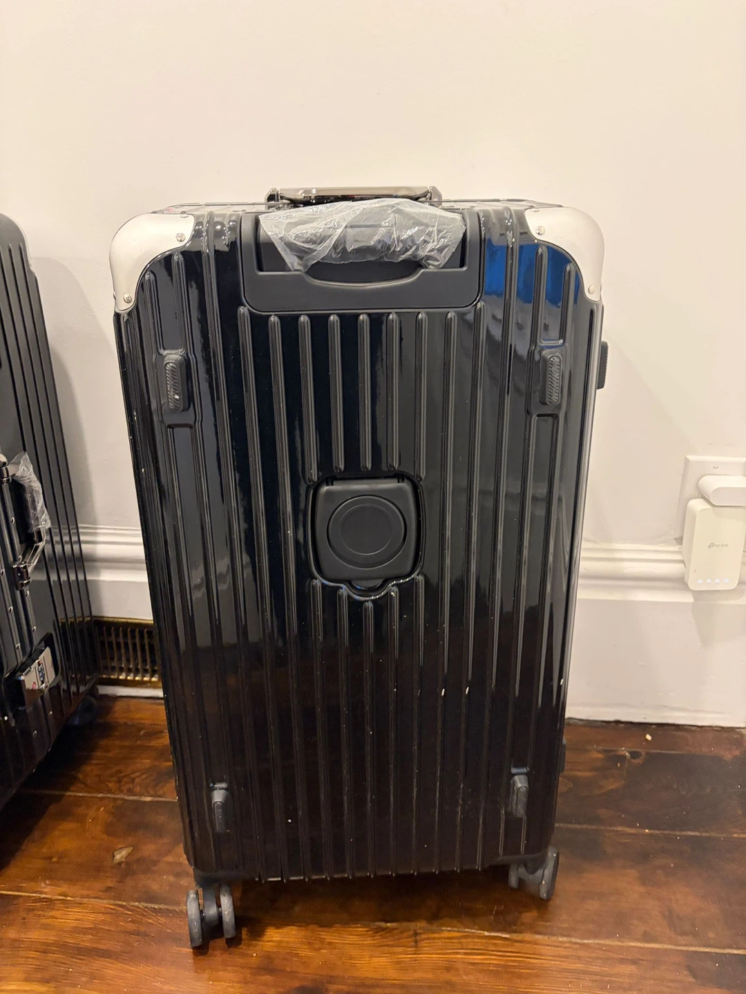 Black Rolling Suitcase Luggage with TSA Lock