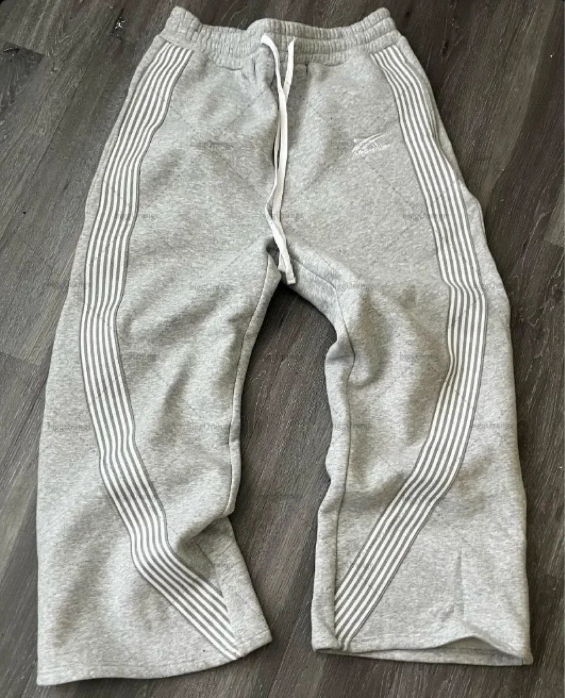 Grey baggy pants
