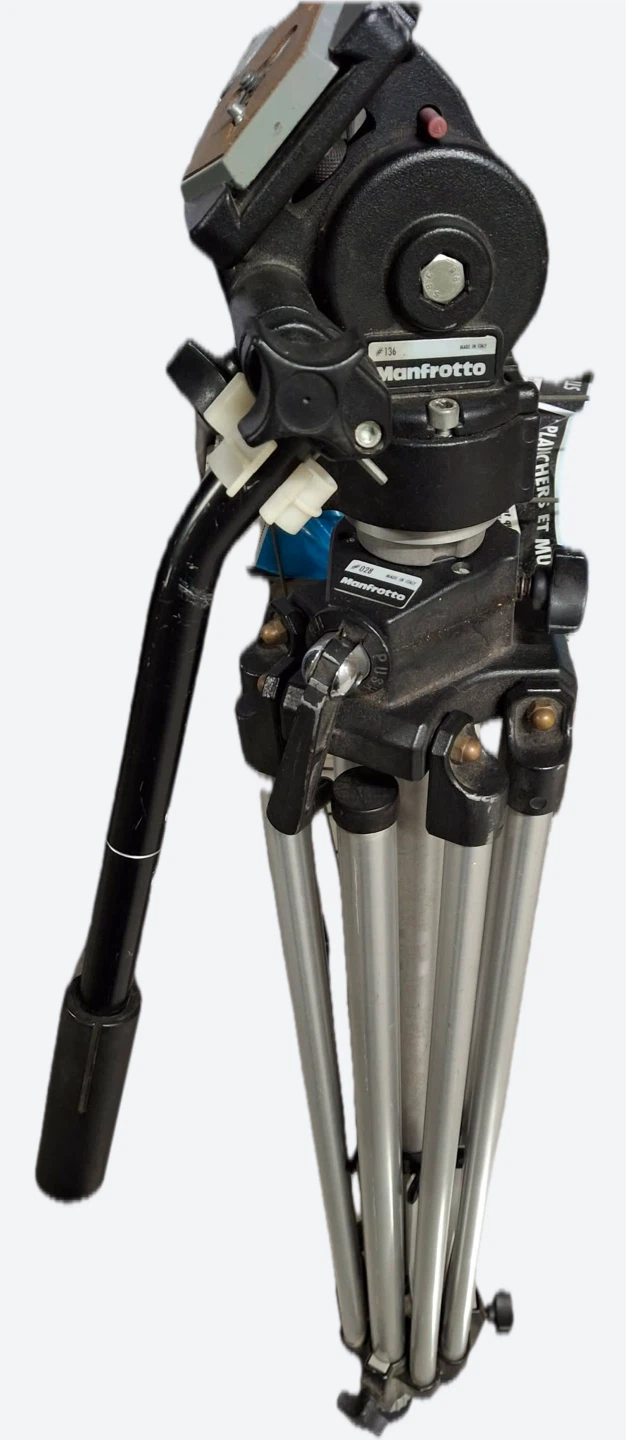 2 Camera Tripods with 2 rolling bases - photo 2
