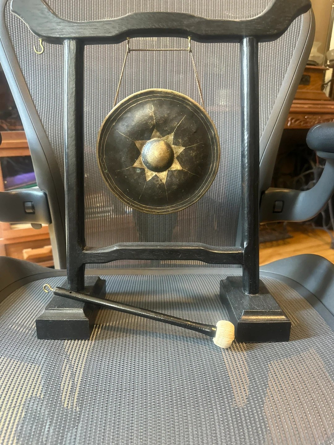 Tabletop Gong with Stand and Mallet