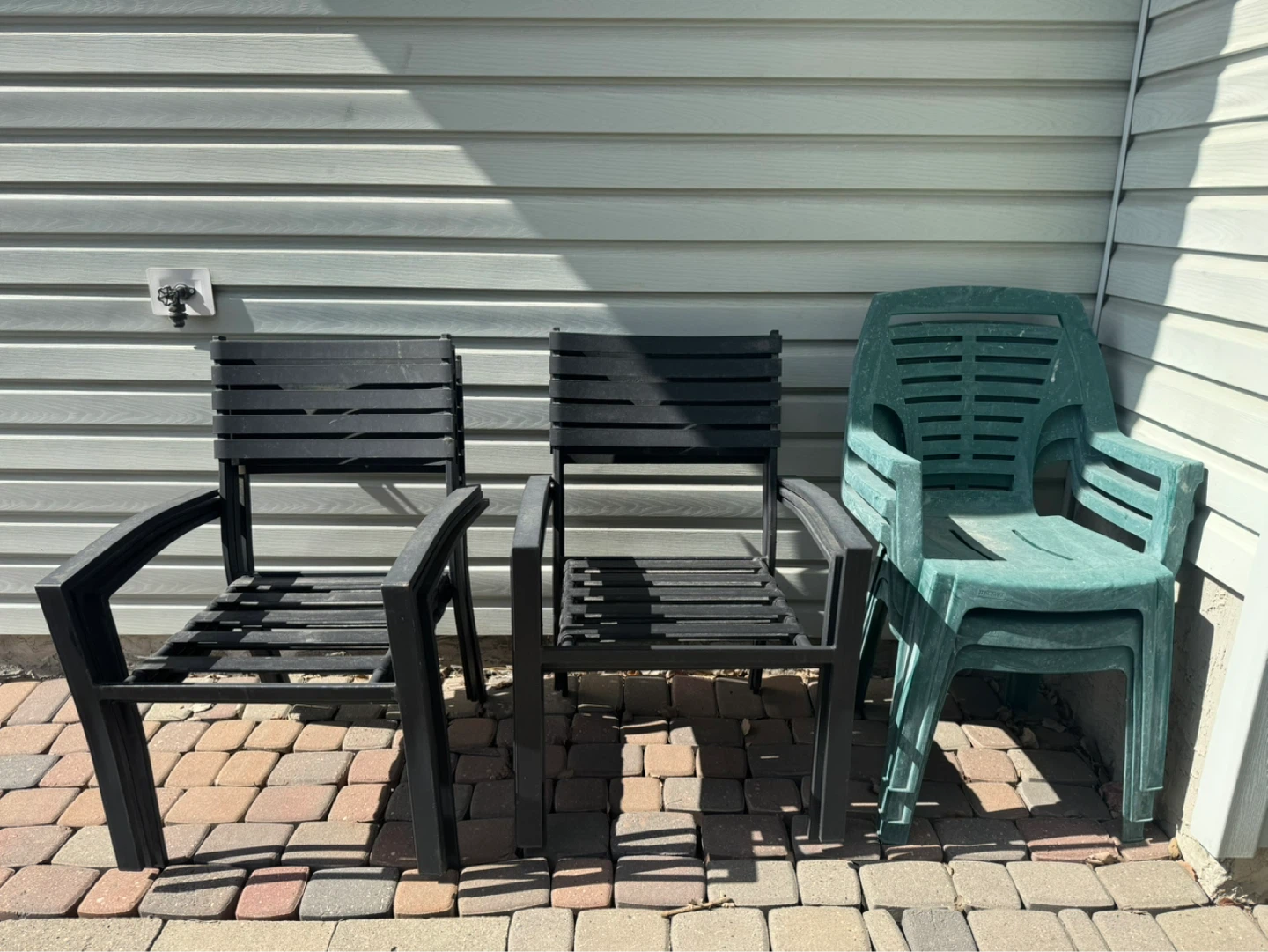 Set of Patio / Backyard / Outdoor Chairs