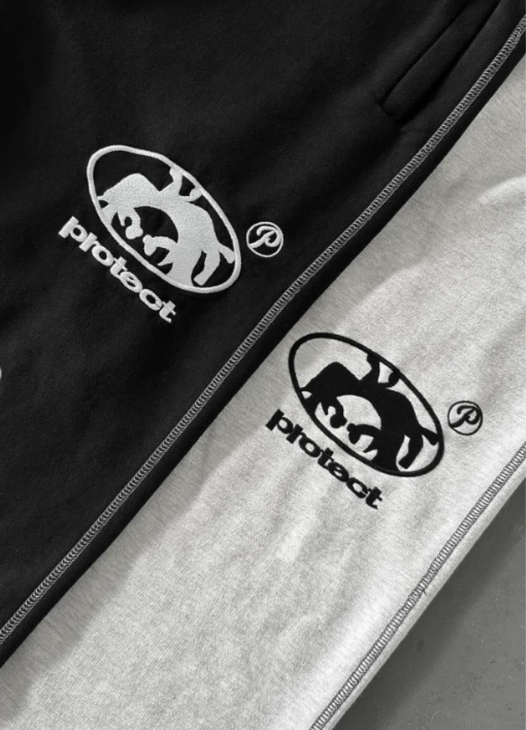 Tracksuit pants - photo 3