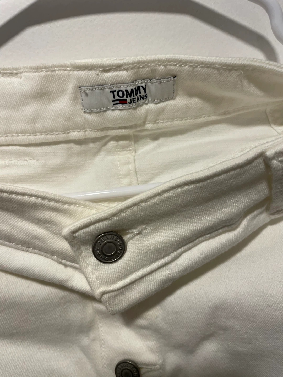 Tommy Jeans White Denim Button-Front Skirt Size 4 - photo 3