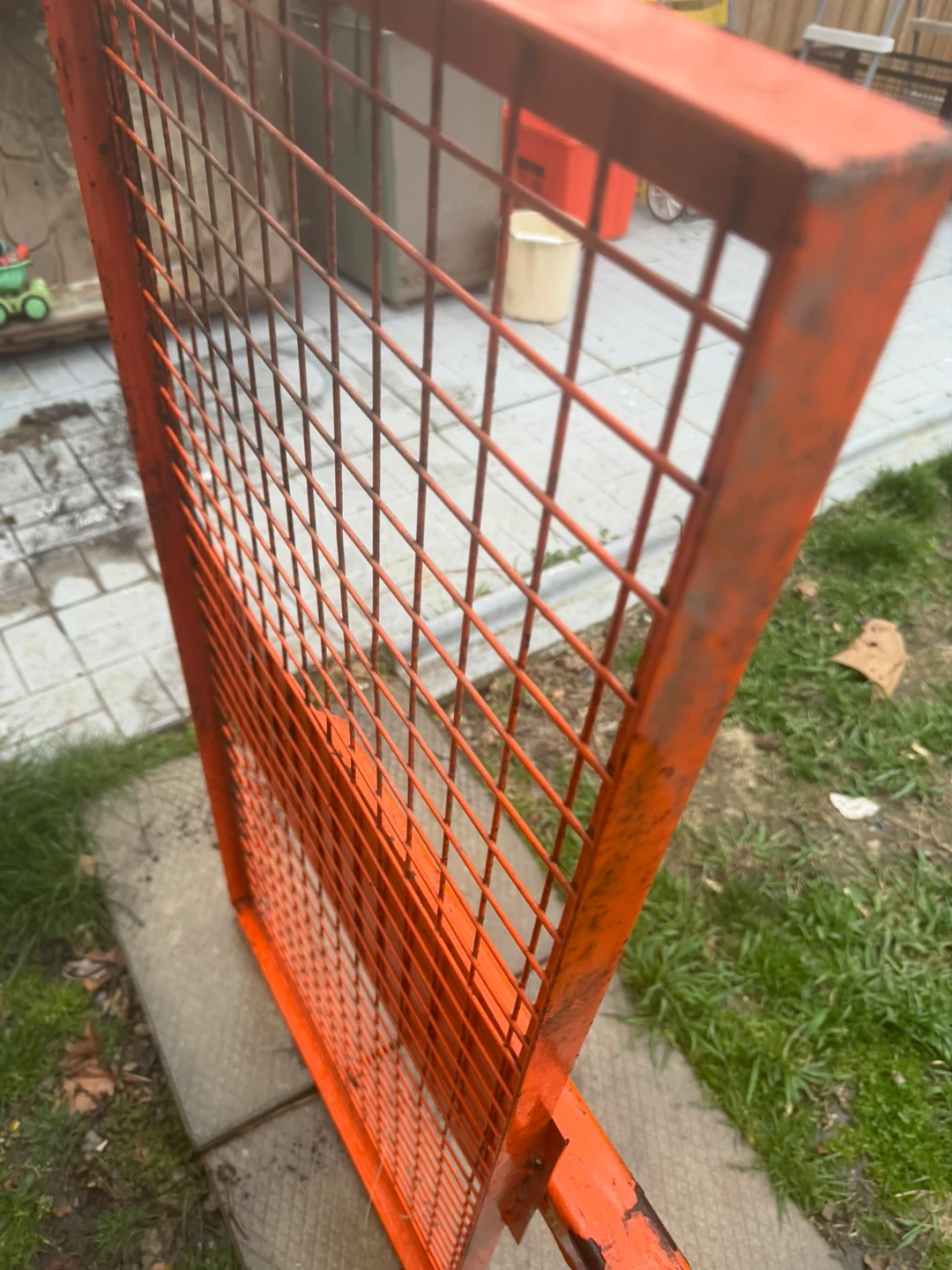 Orange Metal Grate Panel with Latch - photo 2