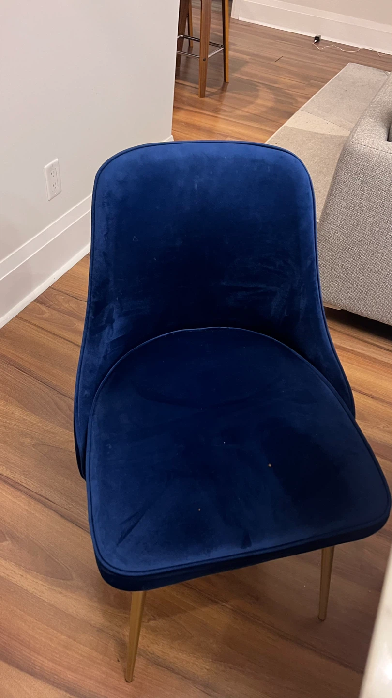 Marble Dining Table with 6 Blue Velvet Chairs - photo 3
