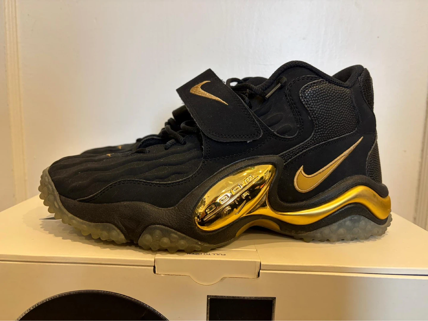 Assorted used Nike Mens Shoes