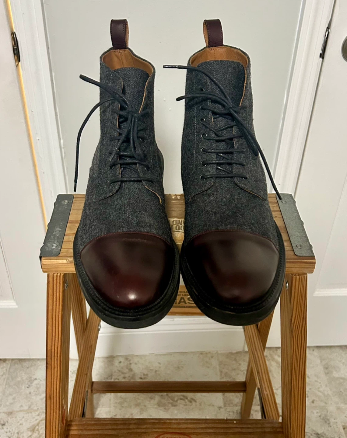TAFT Men's Boots - Grey Wool & Burgundy Leather
