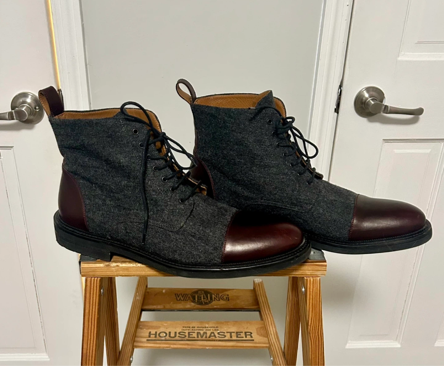 TAFT Men's Boots - Grey Wool & Burgundy Leather - photo 2