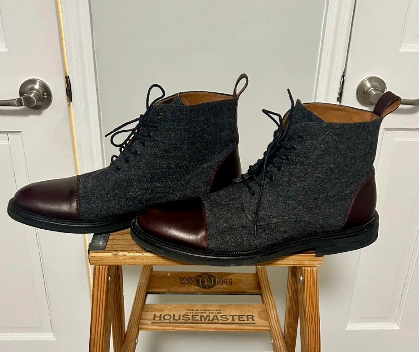 TAFT Men's Boots - Grey Wool & Burgundy Leather - photo 3