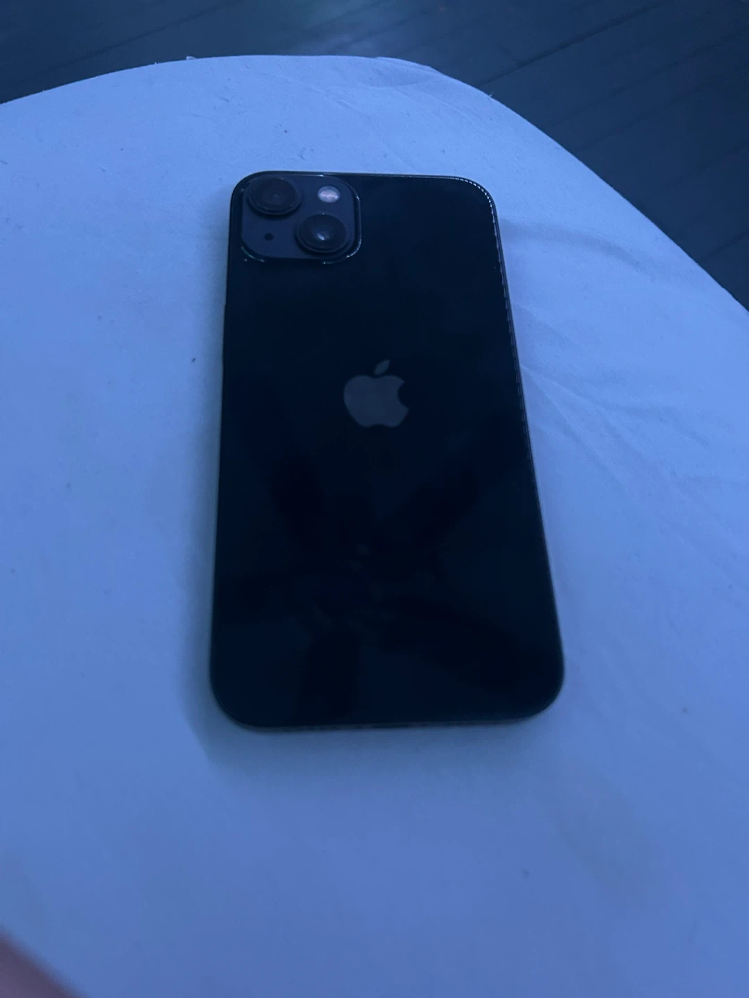 Black iPhone 13
