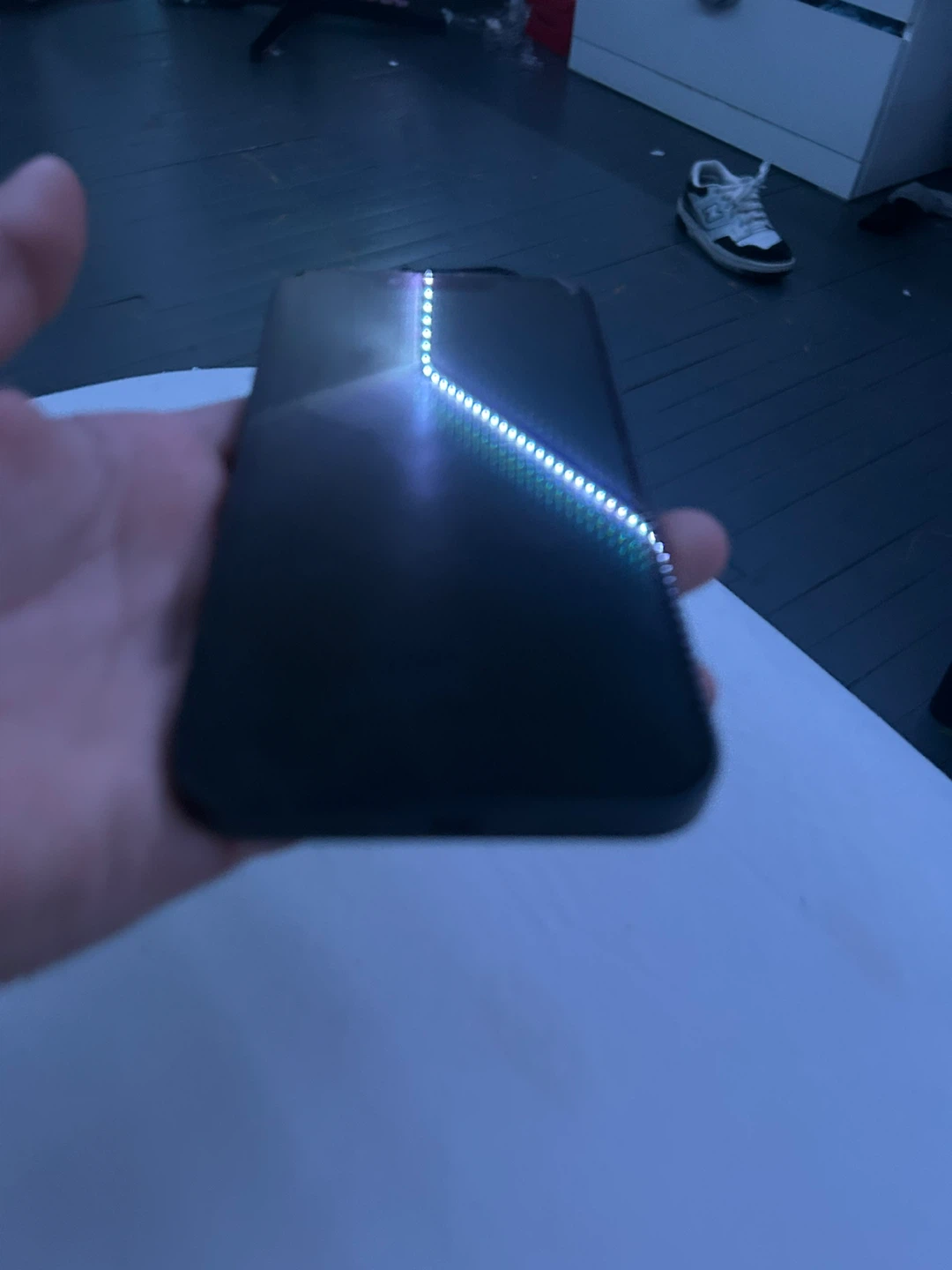 Black iPhone 13 - photo 5