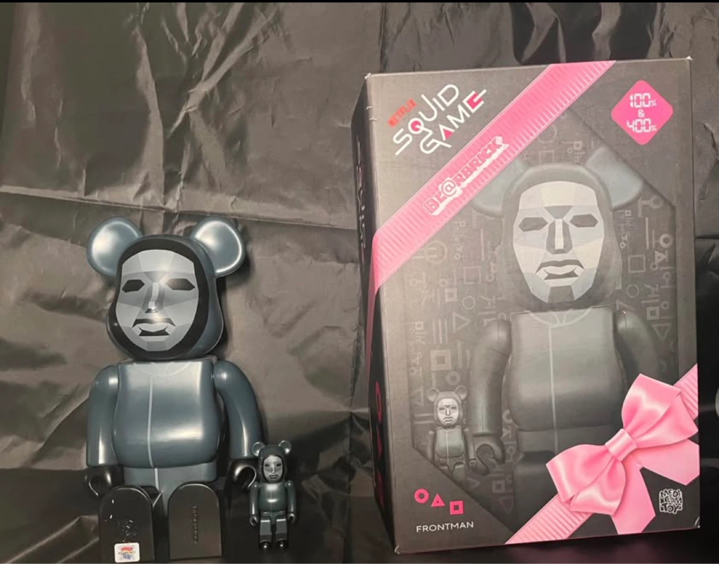 BE@RBRICK Squid Game Frontman 100% & 400% Set - photo 2