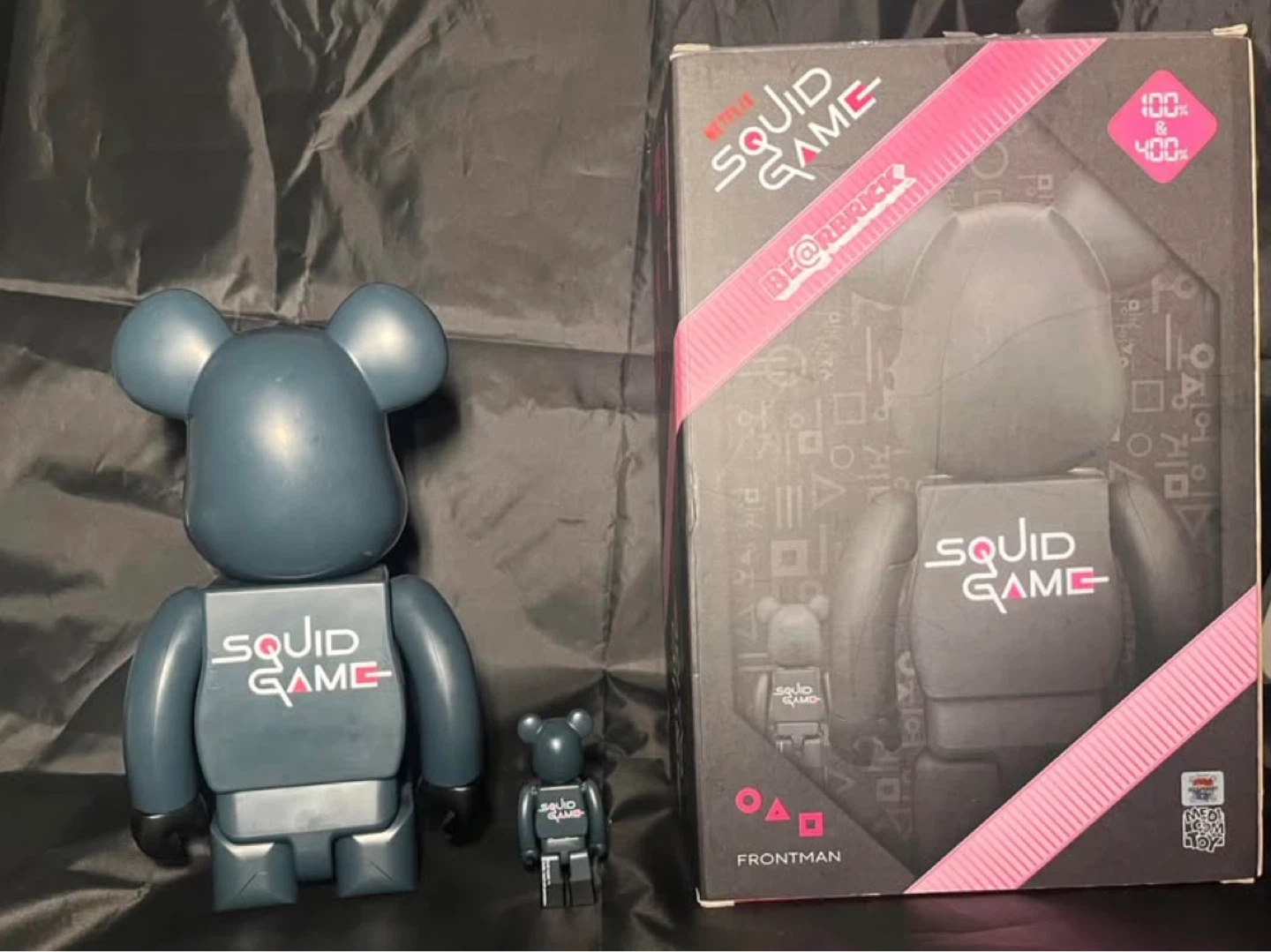BE@RBRICK Squid Game Frontman 100% & 400% Set - photo 4