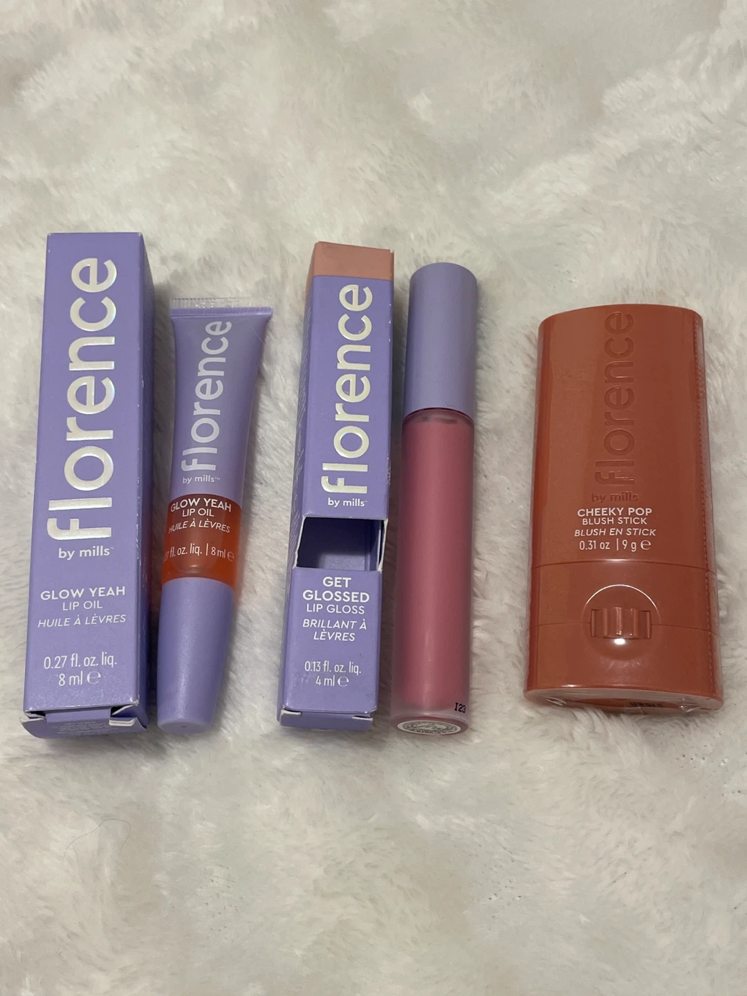 New Florence by Mills Lip Oil, lipgloss and Blush Stick
