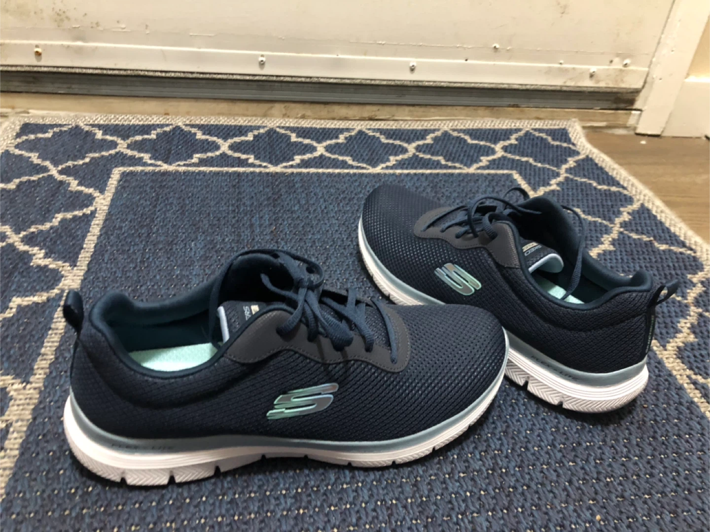 Skechers Air-Cooled Memory Foam Women's Sneakers