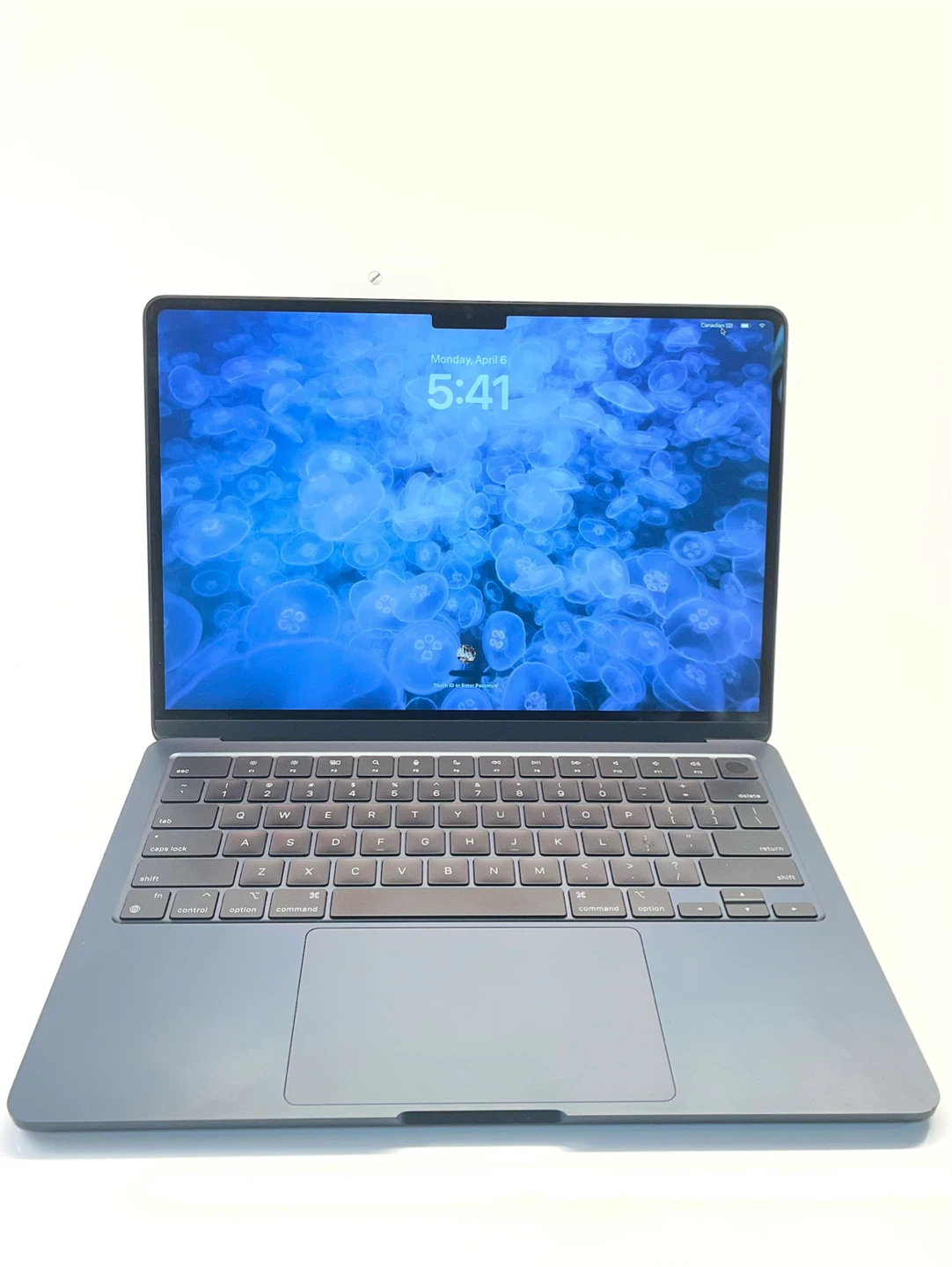 Apple MacBook - photo 2
