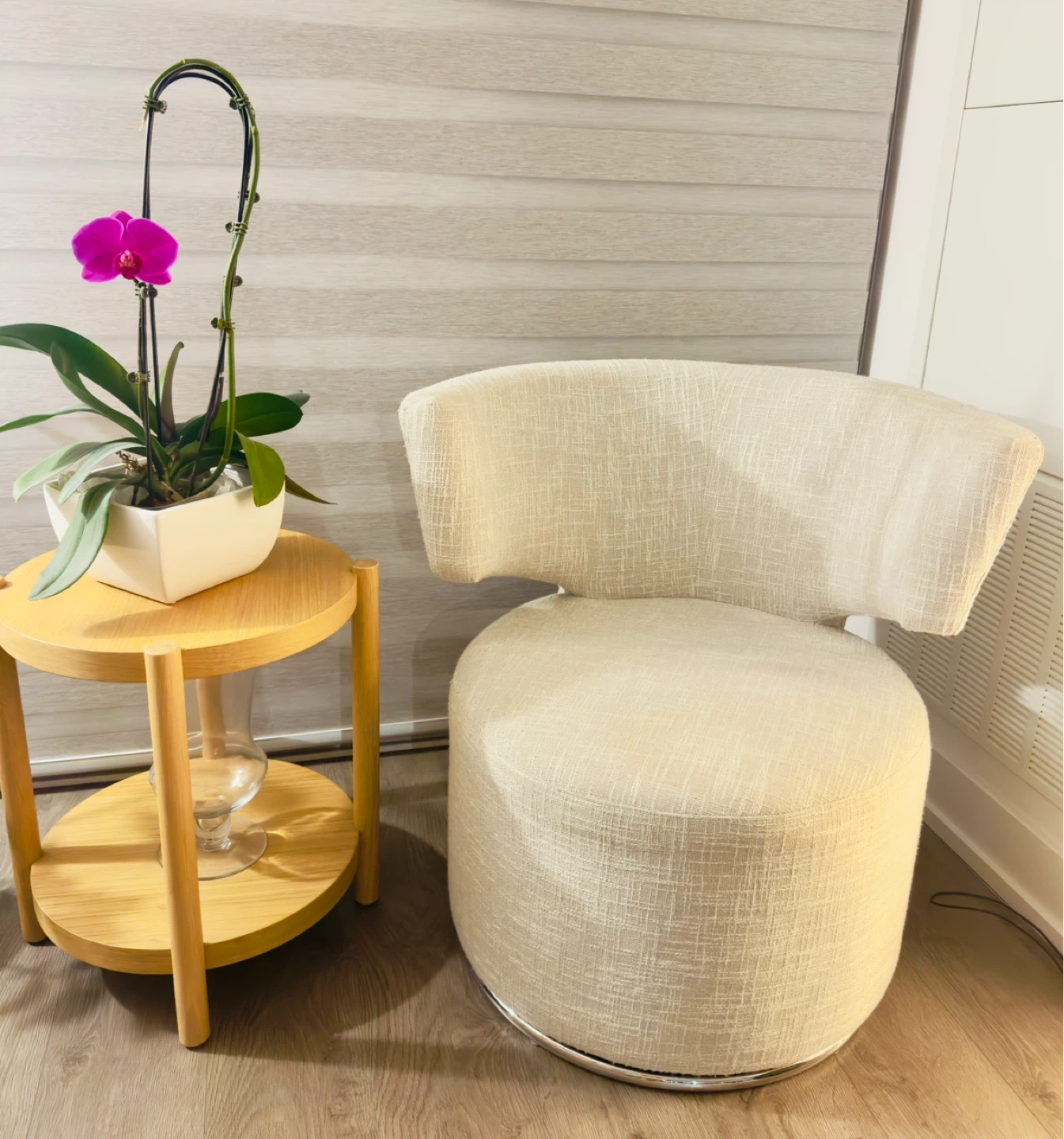 Accent Chair with Swivel Base