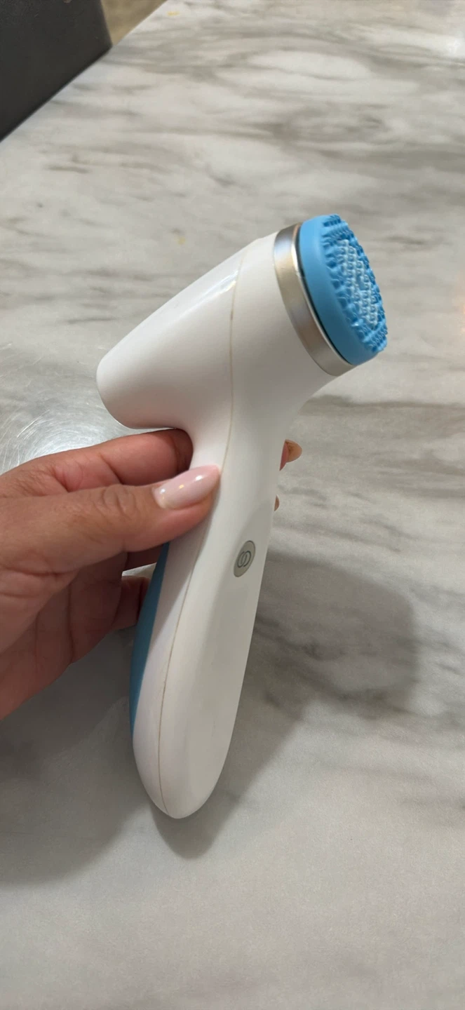 NuFACE Trinity Device