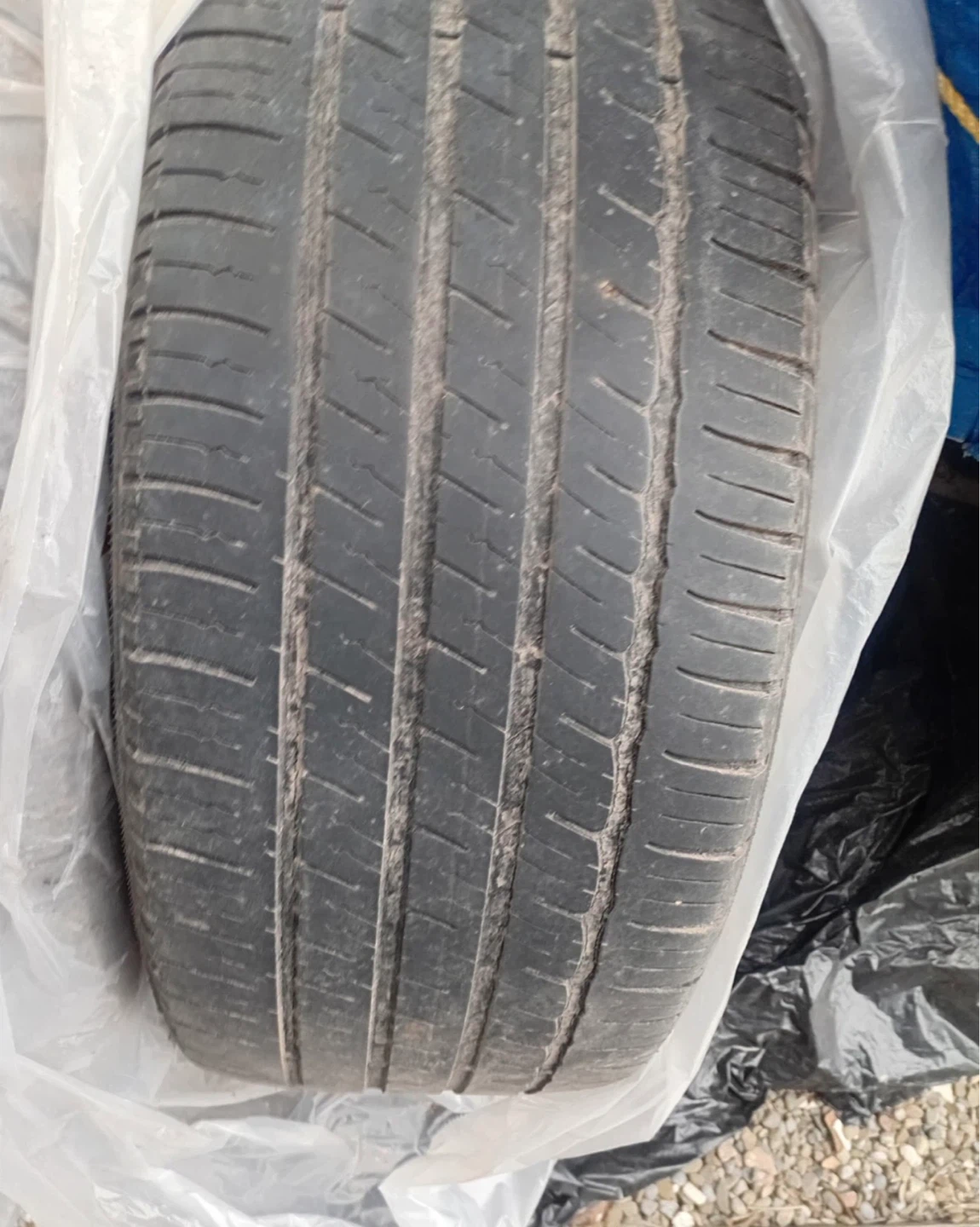 Used Tire for Sale 235/45R18