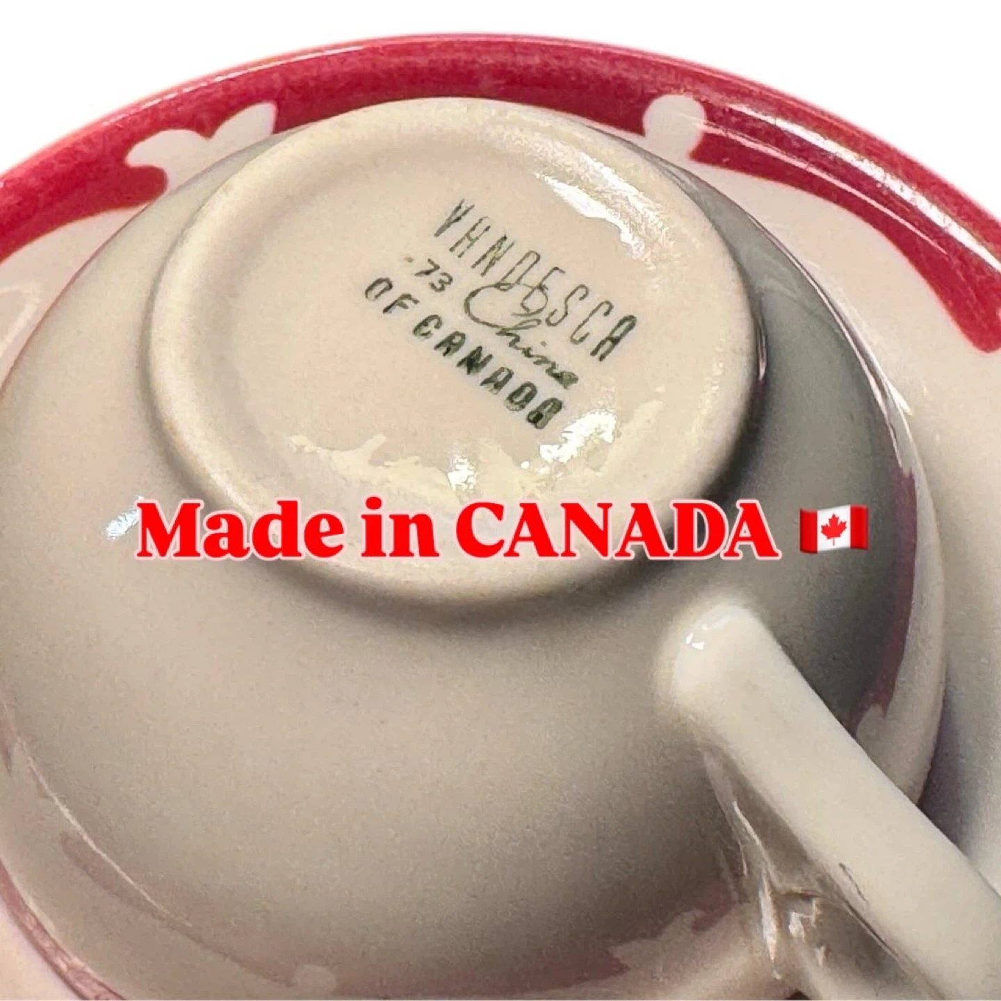 Vandesca Canada 1960s Cups and Saucers with Gravy Bowl - photo 4