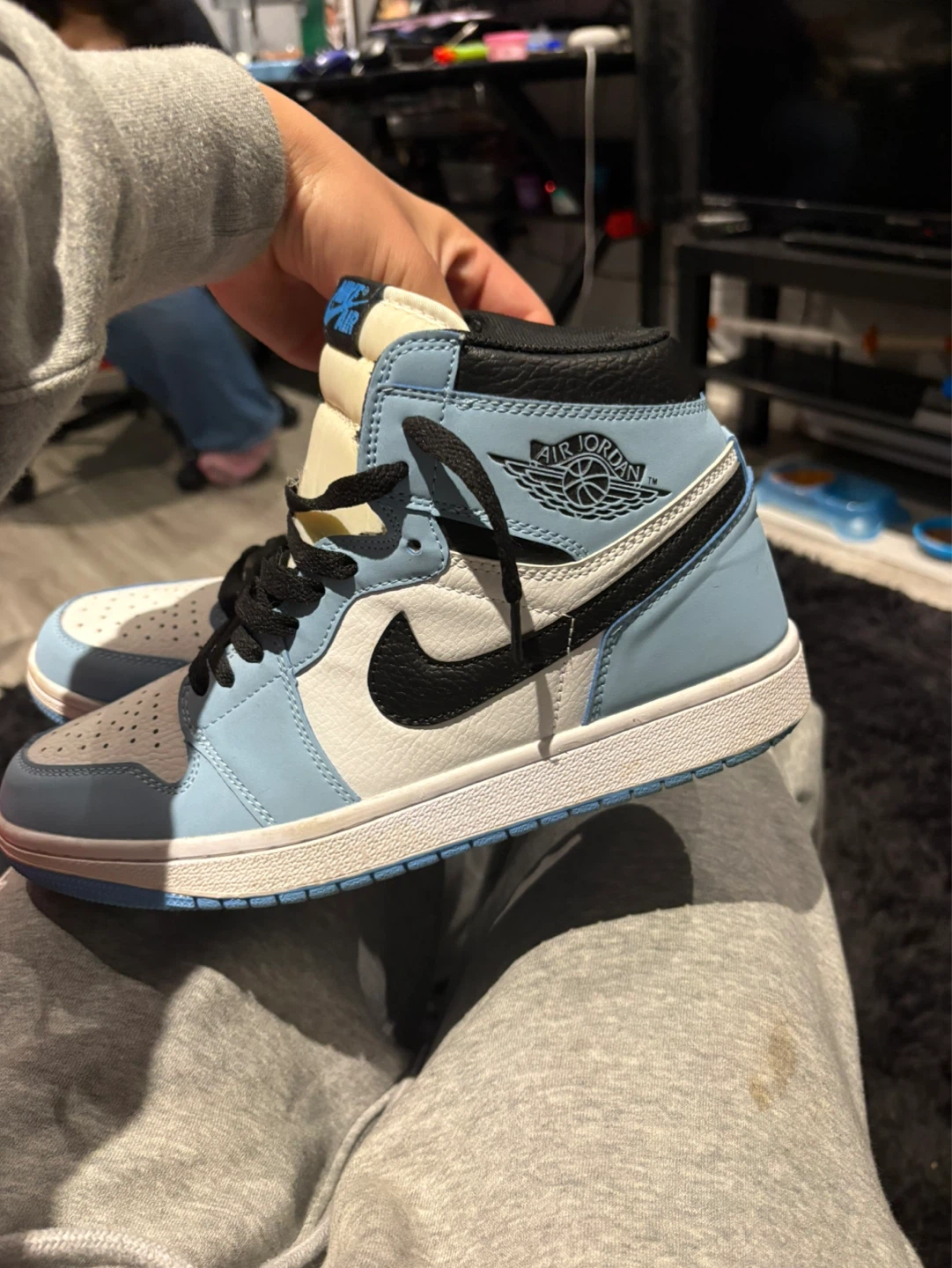 Air Jordan 1 Retro High OG University Blue - photo 2