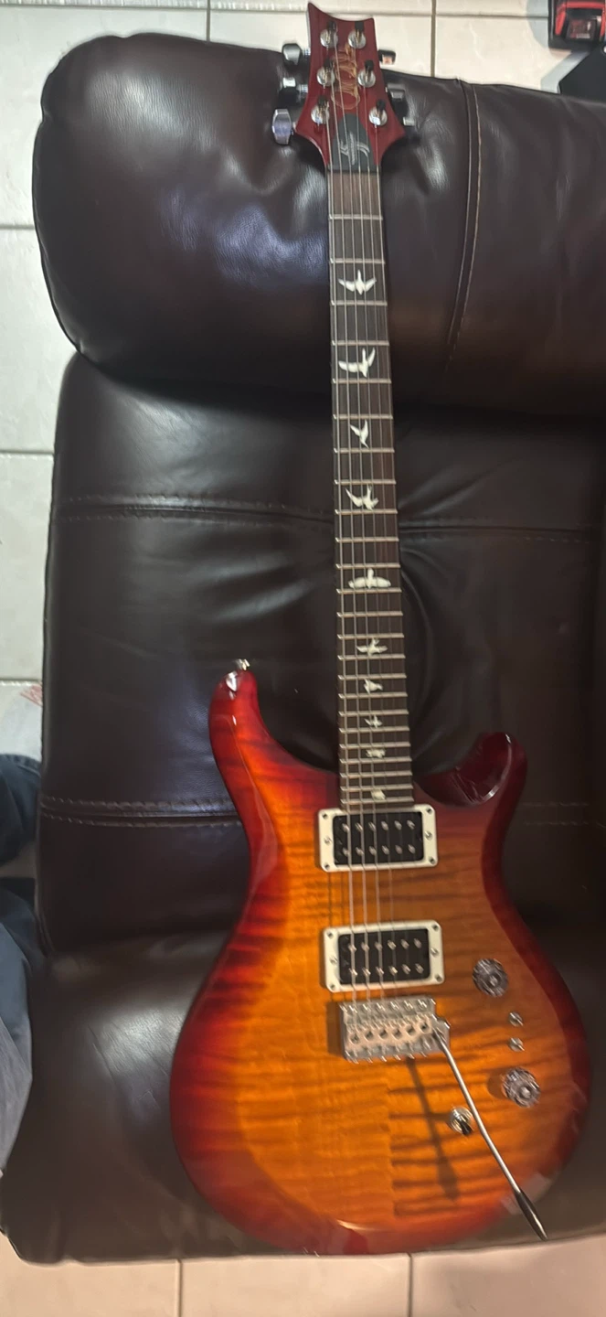 PRS 35th Anniversary Electric Guitar comes with gig bag