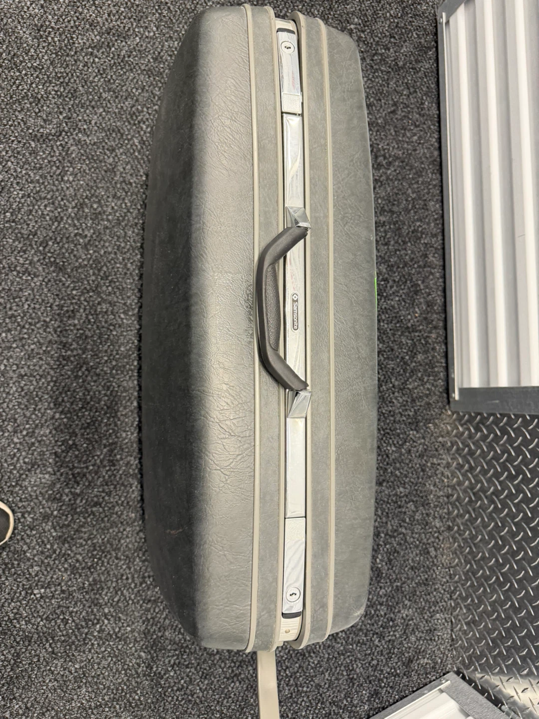 Samsonite Vintage Suitcase - photo 3