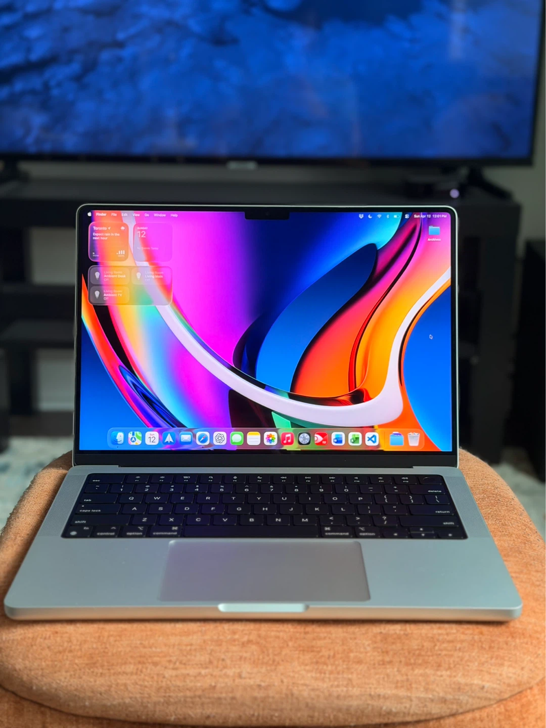 MacBook Pro 14” (M2 Pro) – Like New