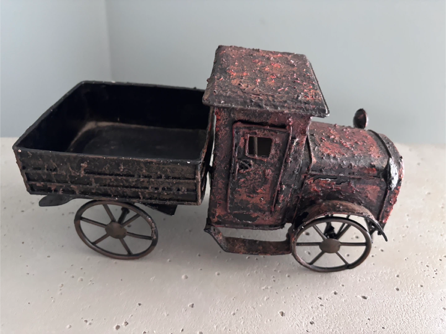 Decorative Metal Toy Truck