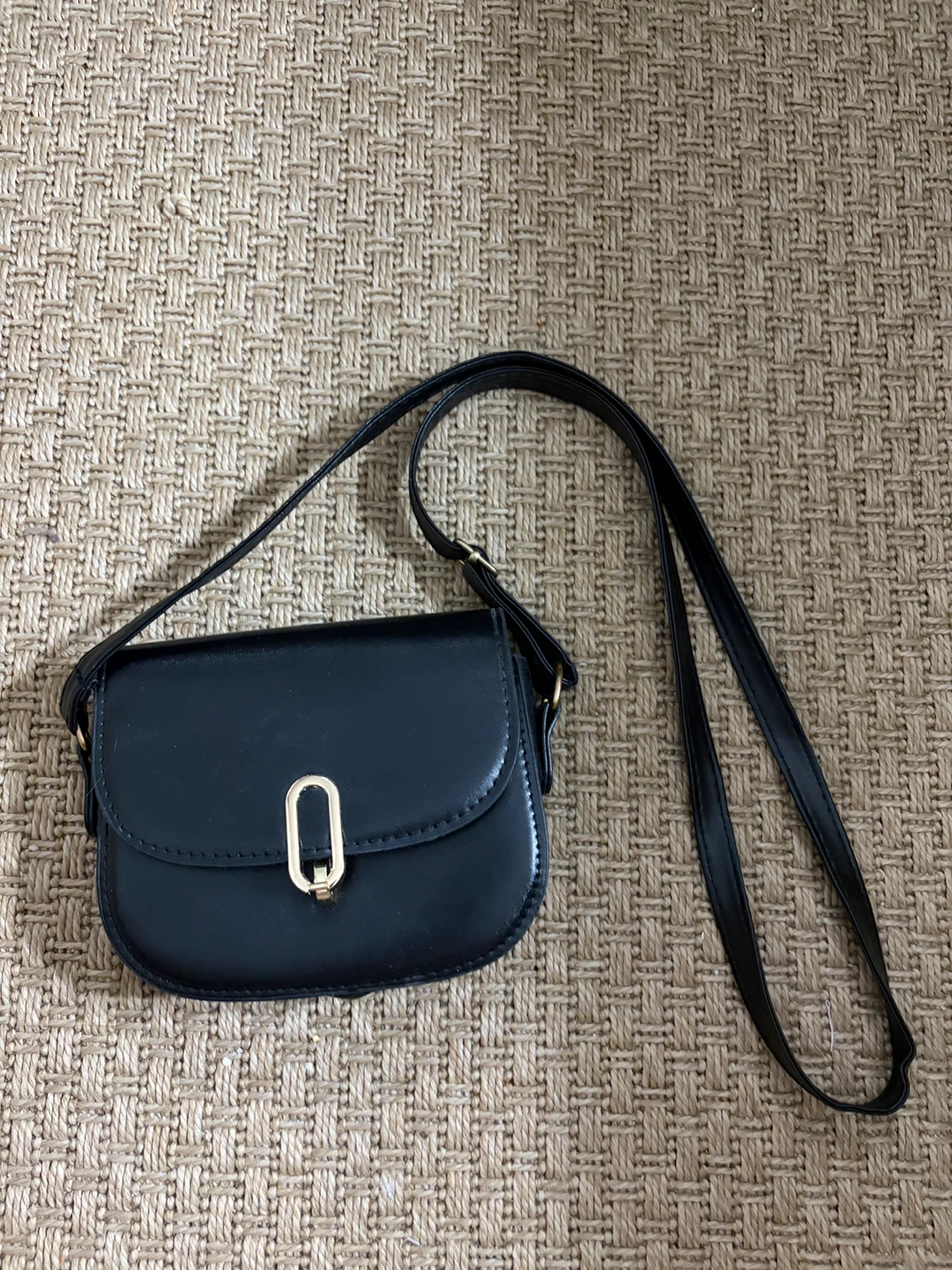 Small black purse