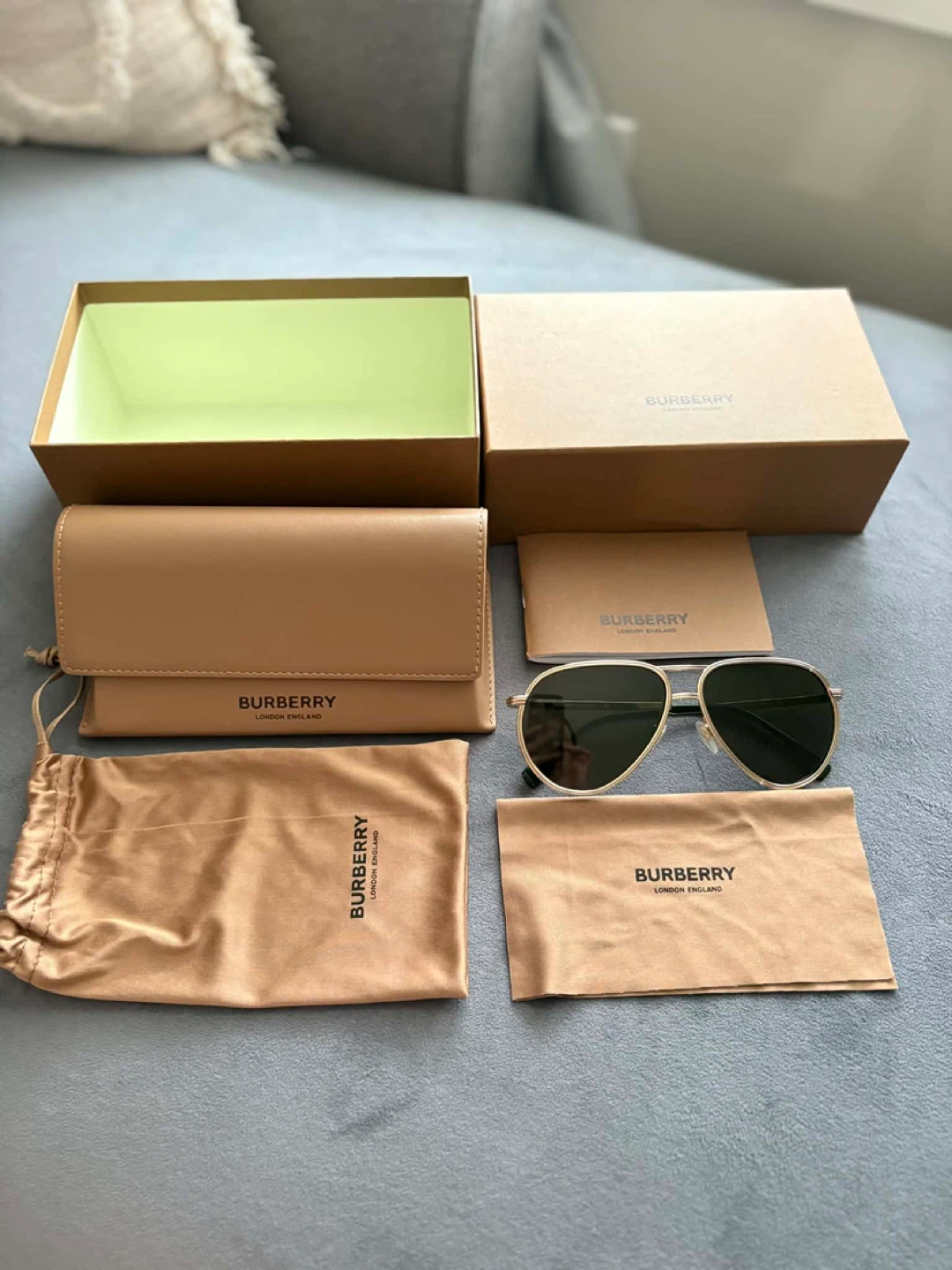 BURBERRY Scott BE 3135 Aviator Sunglasses