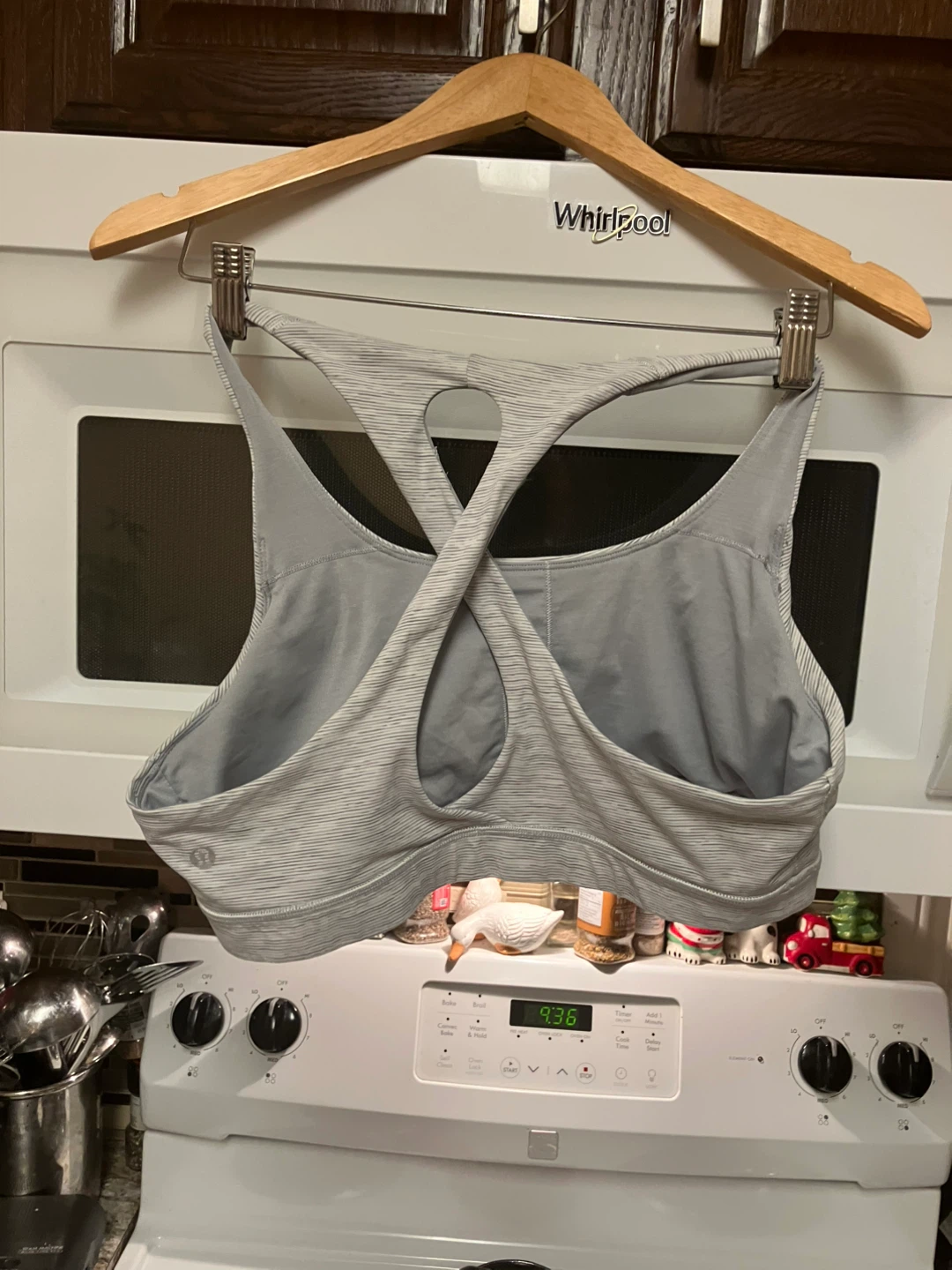 Lululemon Grey Striped Sports Bra Size 12 - photo 2
