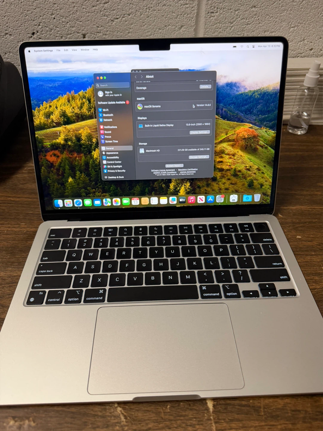 MacBook Air M2 - photo 2