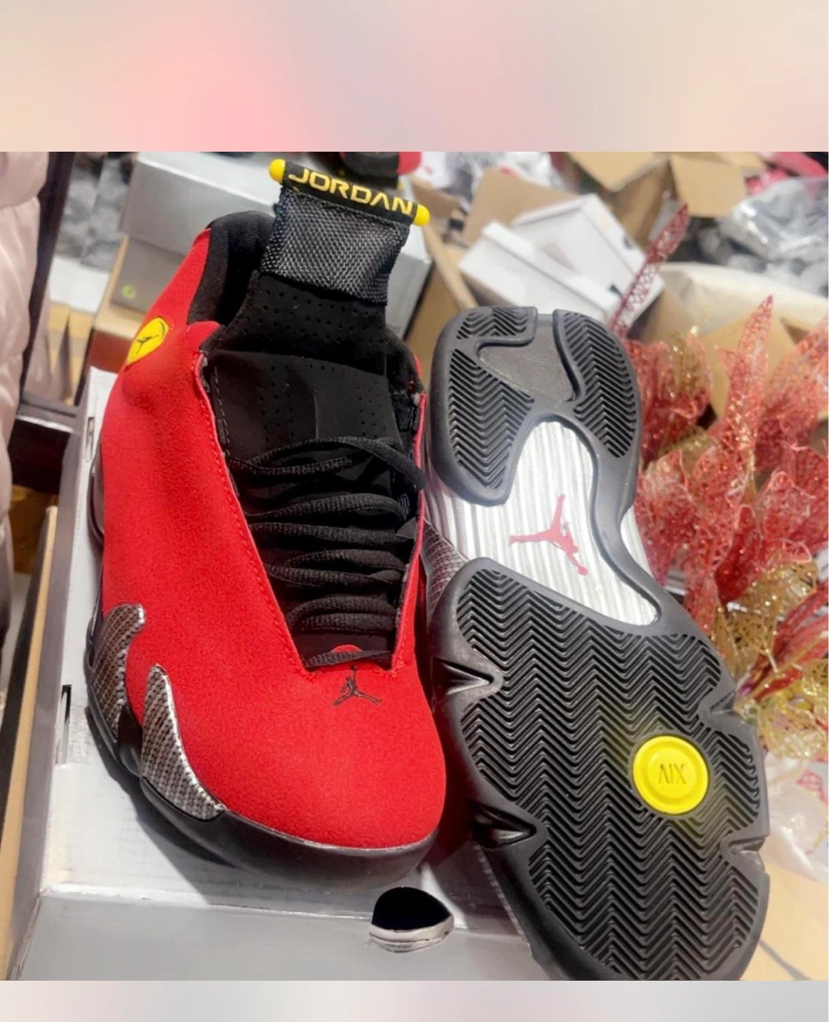 Air Jordan 14 Retro Ferrari SE Gym Red - photo 5