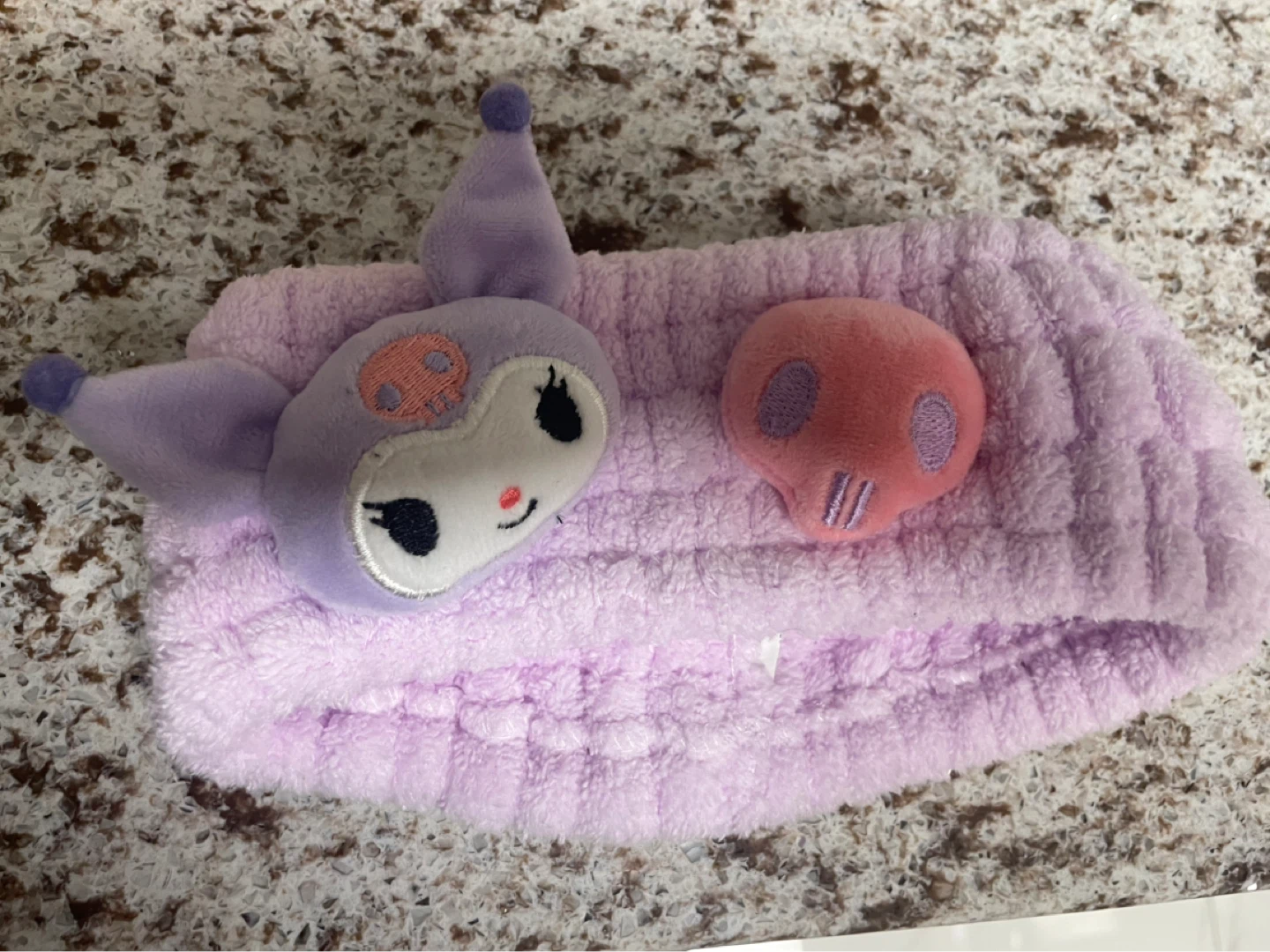 Skincare Plush Headband -brand new - photo 2