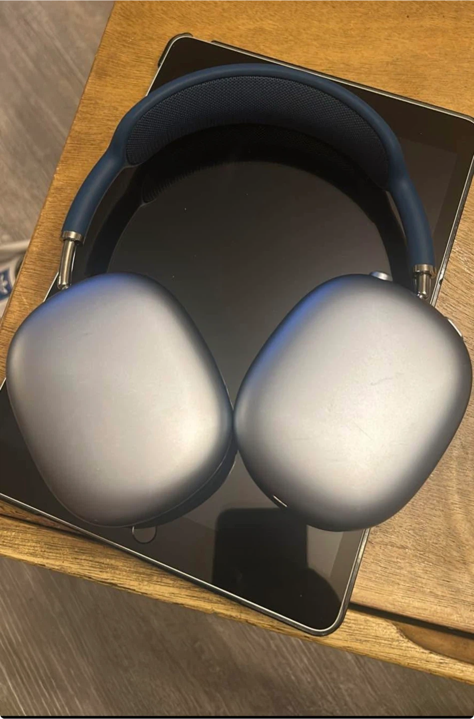 Apple AirPods Max Wireless Over-Ear Headphones