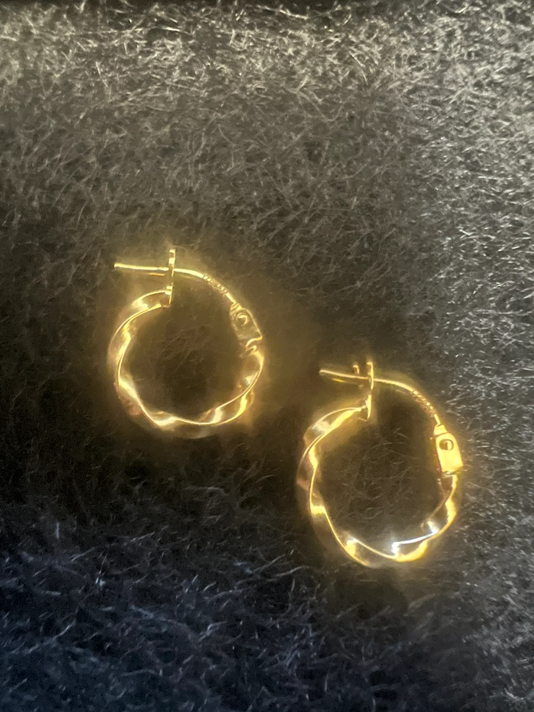 10 k Twisted Hoop Earrings for kids