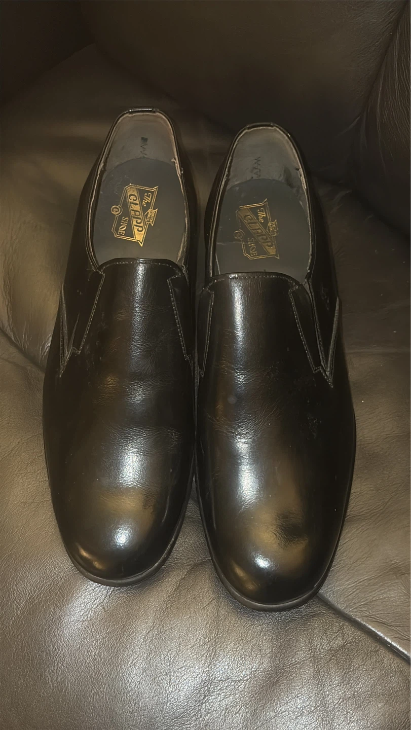 The Clapp Shoe Black Leather Loafers