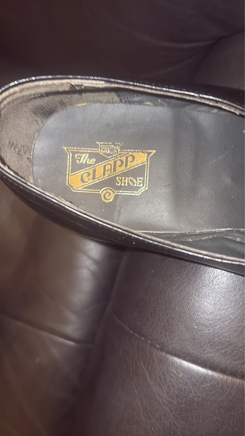 The Clapp Shoe Black Leather Loafers - photo 5