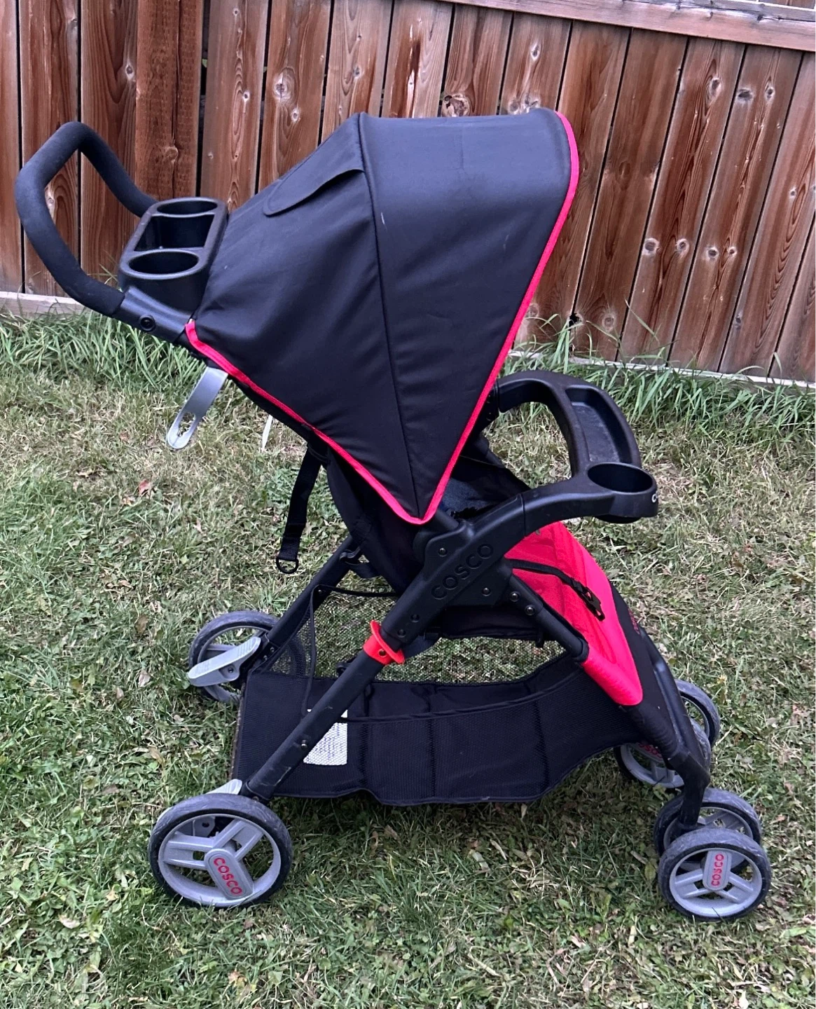 Black/ Red Cosco Lightweight Stroller - photo 4