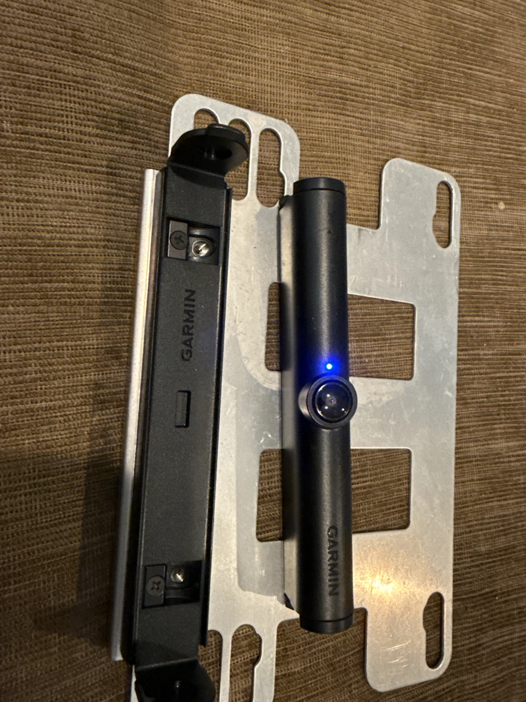 Garmin Dash Cam Mount with Batteries
