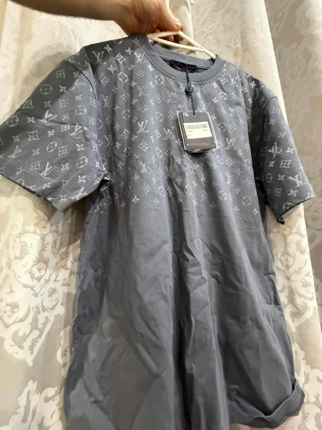 Louis Vuitton Monogram T-Shirt - Size L
